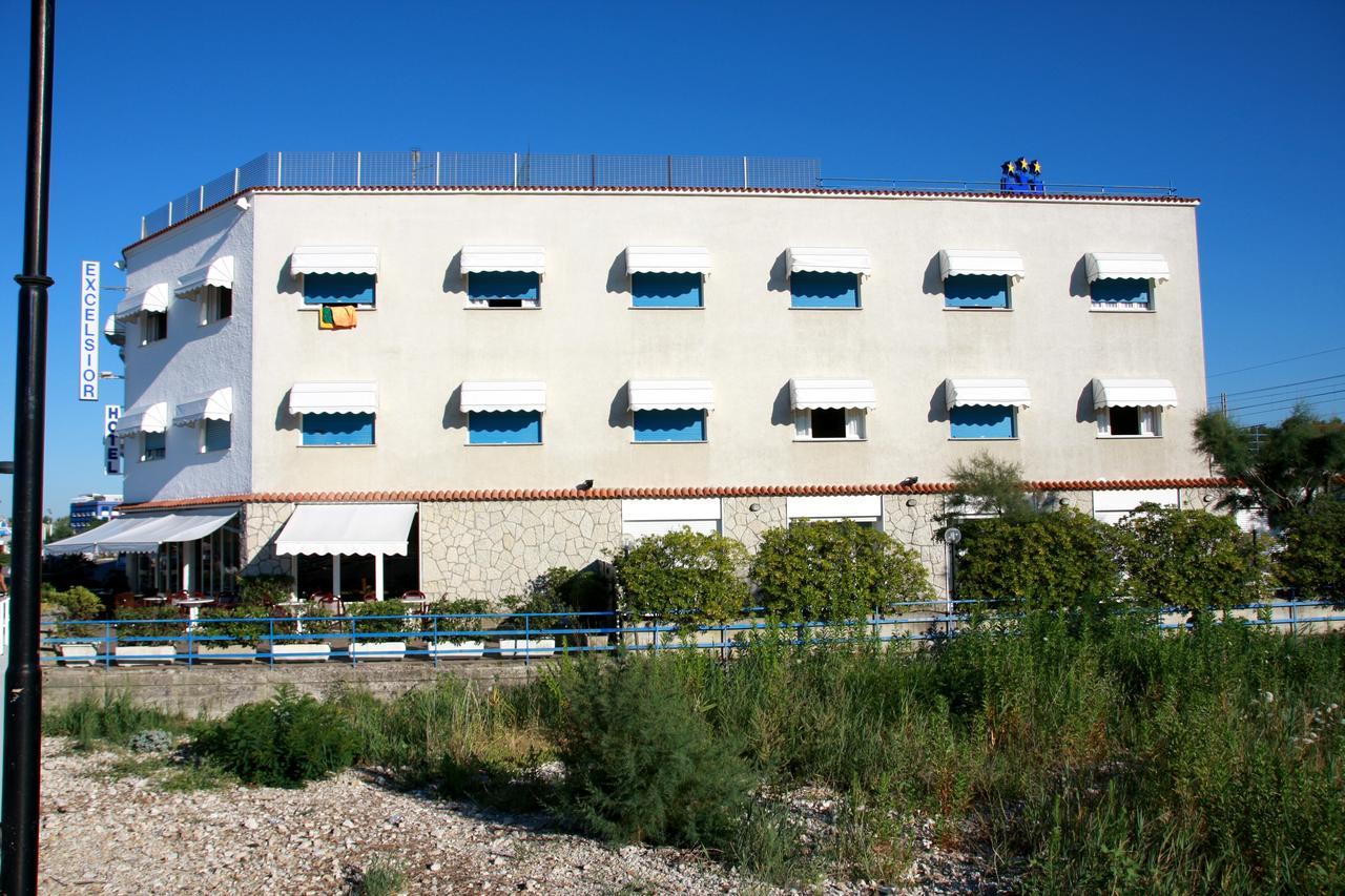 Hotel Excelsior Fano Kültér fotó